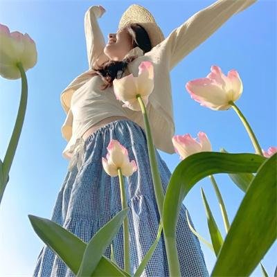 演员 林雪